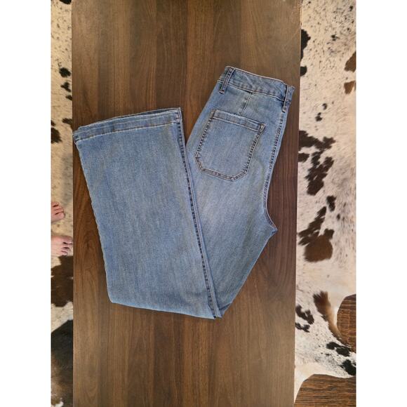 Jessica Simpson High Rise Wide Leg Jeans Size 28 Light Wash Vintage Style Denim - Picture 3 of 6